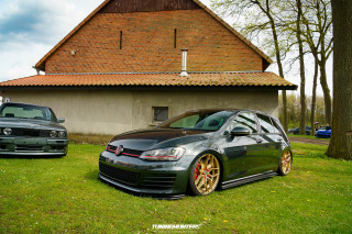 JustDeep - Tief im Hof