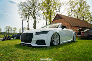 JustDeep - Tief im Hof