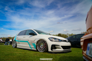 JustDeep - Tief im Hof