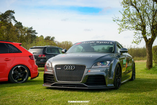 JustDeep - Tief im Hof