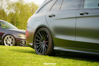 JustDeep - Tief im Hof