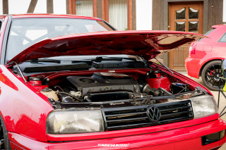 JustDeep - Tief im Hof