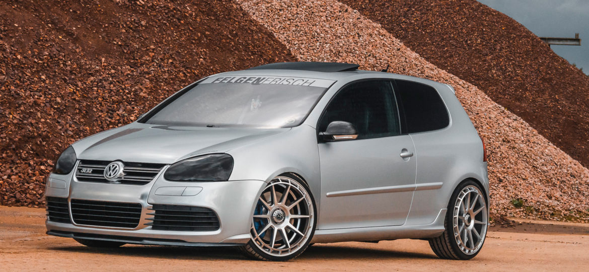 VW Golf 5 R32